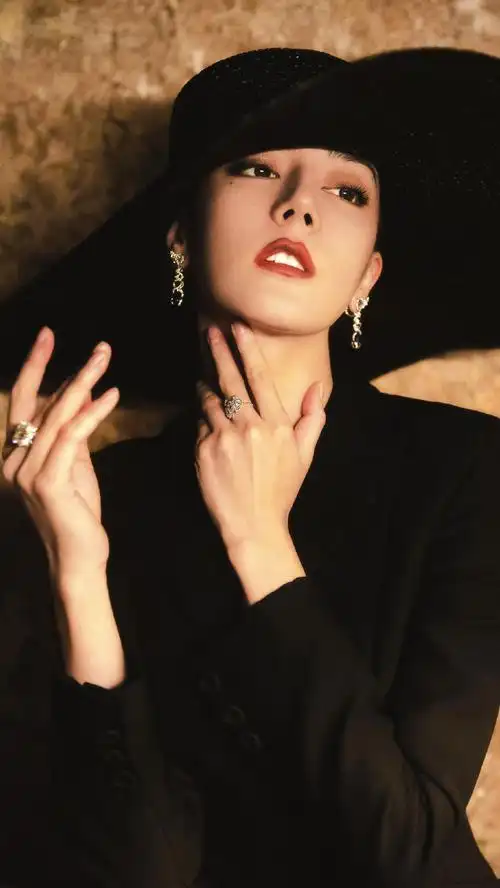 迪丽热巴复古名伶