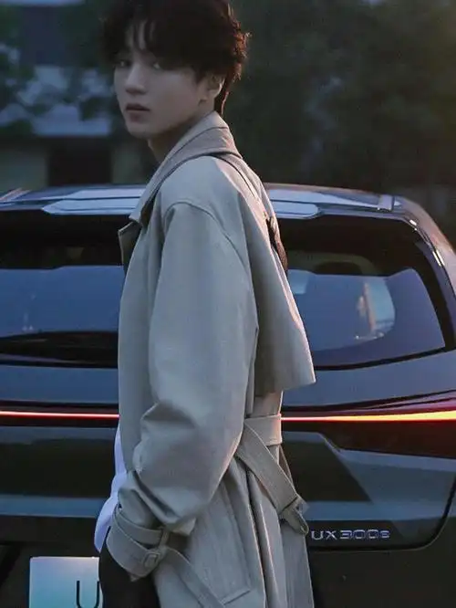 王俊凯真的是越长大越帅!