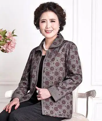 50岁女人烫发是否好看 50岁中老年女士烫发发型(2)