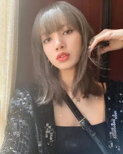 lisa同款发型火了!想和她一样甜美时髦?快get同款吧!