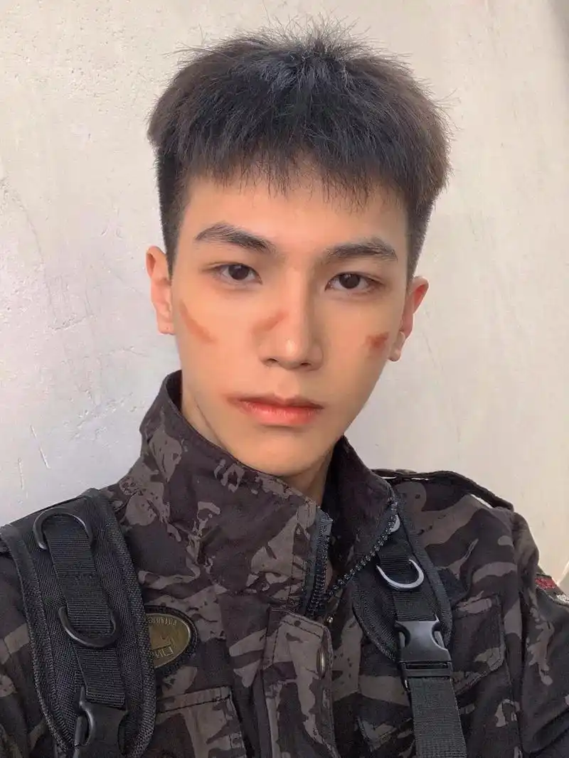 关于这个发型|||属于短碎盖的一种.关于这个发型|||属于短 - 抖音