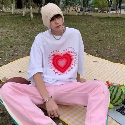 个这款和紫色翅膀  小鳄鱼那个也好可爱 我也好想买白色粉色都好好看