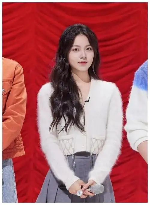 暴雪时分赵今麦学霸拔得头筹miumiu邀泛影