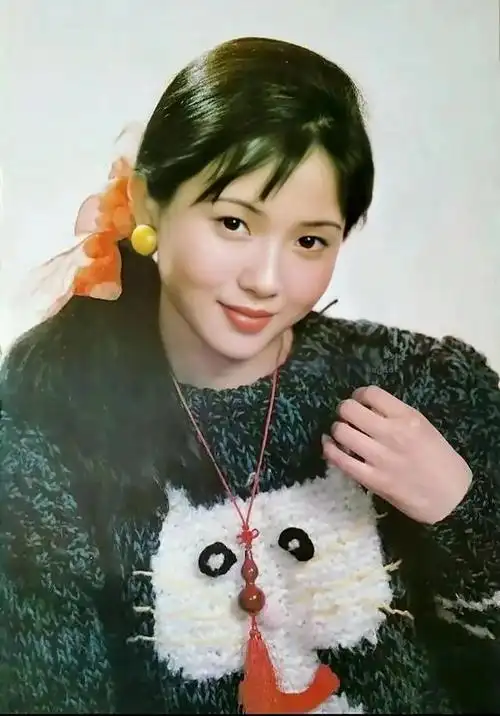 陶慧敏老公,陶慧敏年轻美照欣赏