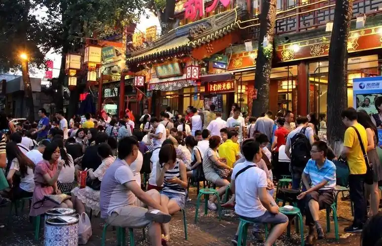 让人爱恨交加的夜市大排档