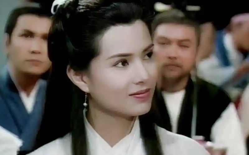 58岁李若彤首次谈婚恋:与男友相伴10年,未获名分_经历_感情_女性