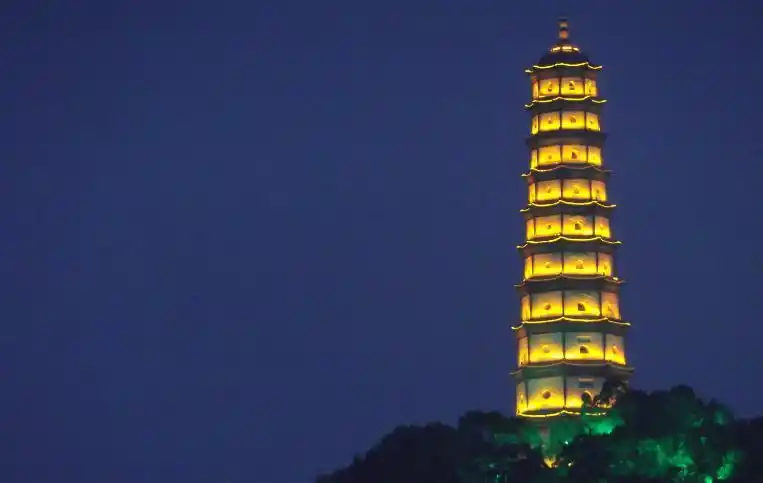 美名远传三元塔,天开文运江南里_内江