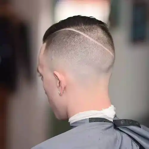 发型夏季就是越短越好4种清爽干净的背后发型