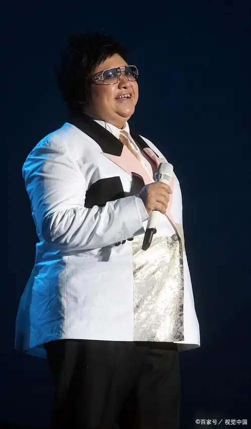 韩红曾自称大学时是校花看了她18岁的照片我被惊艳了