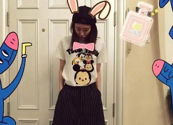 王丽坤晒出自己的豪宅,客厅全部装上落地窗,这风景简直无敌了