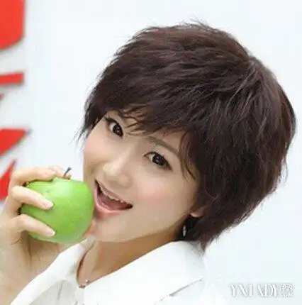 烟花烫短发女图片四款短发展示别样风采