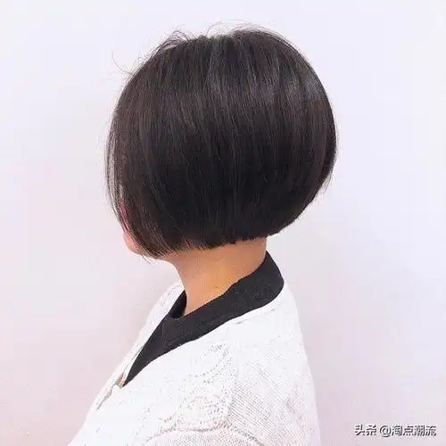 简单的波波头发型不用打理也有型