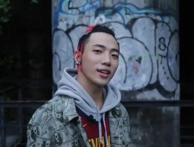 01zi(中国台湾说唱男歌手)_尚可名片