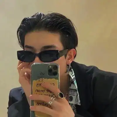 66张男潮头像ins高级质感图片_男生头像_头像屋