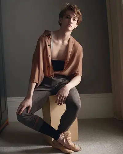 julian mackay 杂志图