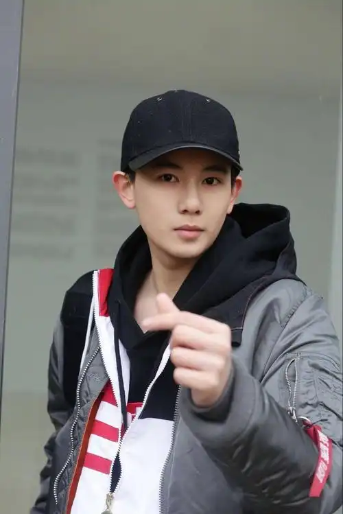 胡先煦在00后小鲜肉里算是什么级别和地位?