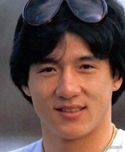 这一次家喻户晓的成龙终于被自己的亲人揭露了本性