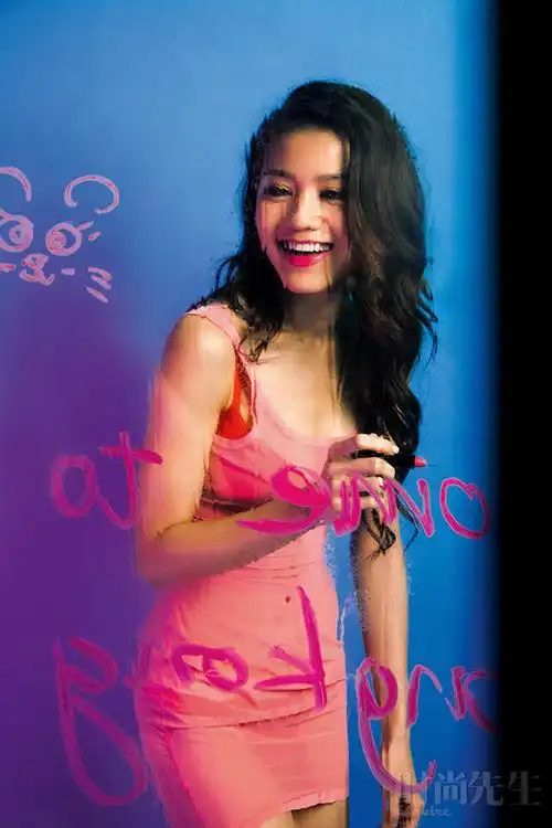 美女_第一娱乐网