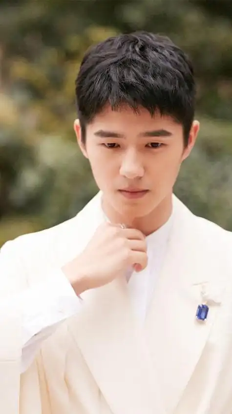 为什么刘昊然接不到主角电影了?人家拿到编制后,不能乱接电影了