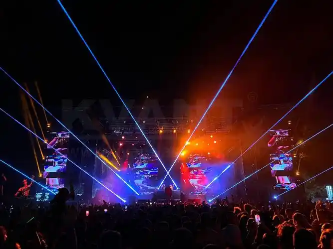 户外舞台激光秀:2022 exit festival 大型电音节现场 | kvant