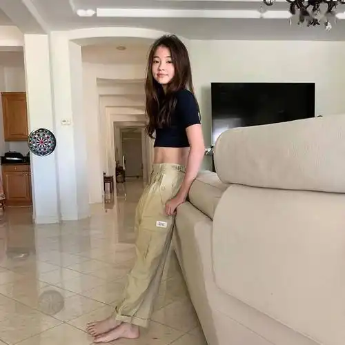 《隐秘的角落》火了这位10岁的心机萝莉!这届05后也太野了