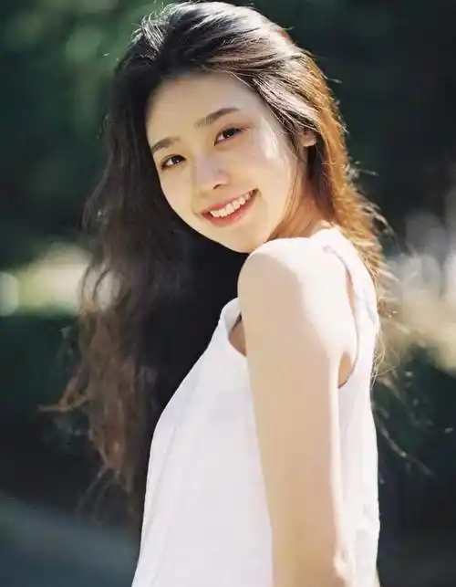 特别治愈的笑容图片,有感染力的笑容图片