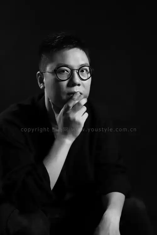 深圳年轻室内设计师的形象照