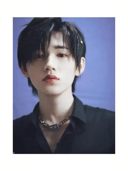 宋亚轩神仙颜值