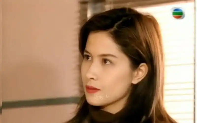 邵美琪年轻时的颜值是真的顶,印象最深就是她戴贝雷帽超好看#盛世美颜