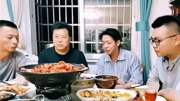 原本许敏夫妇全身心投入的爱,幸福的家庭,优越的教育环境,应该是郭威