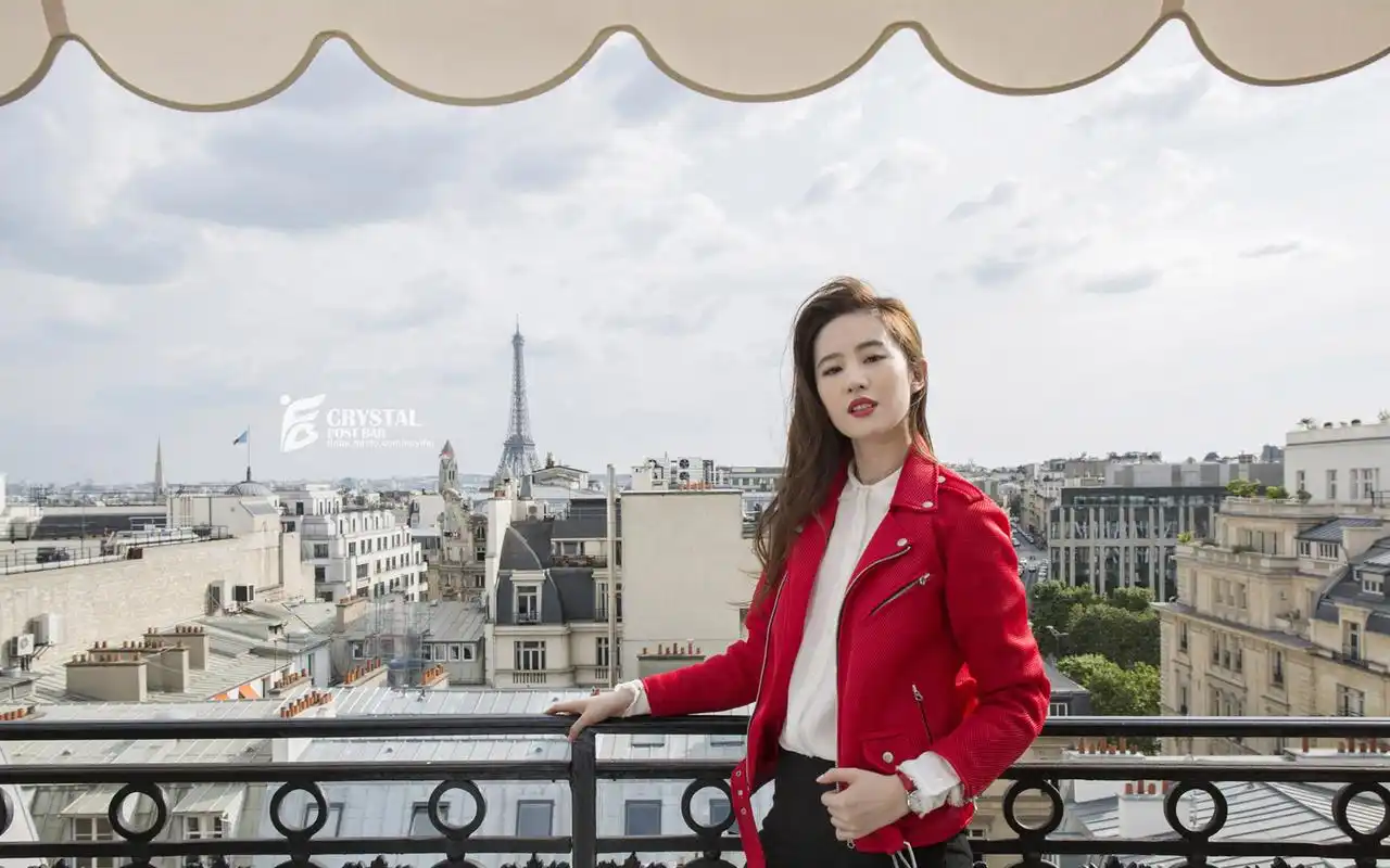 刘亦菲红衣高清桌面壁纸