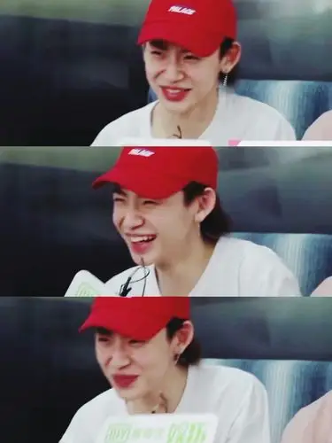 小鬼 王琳凯 笑容