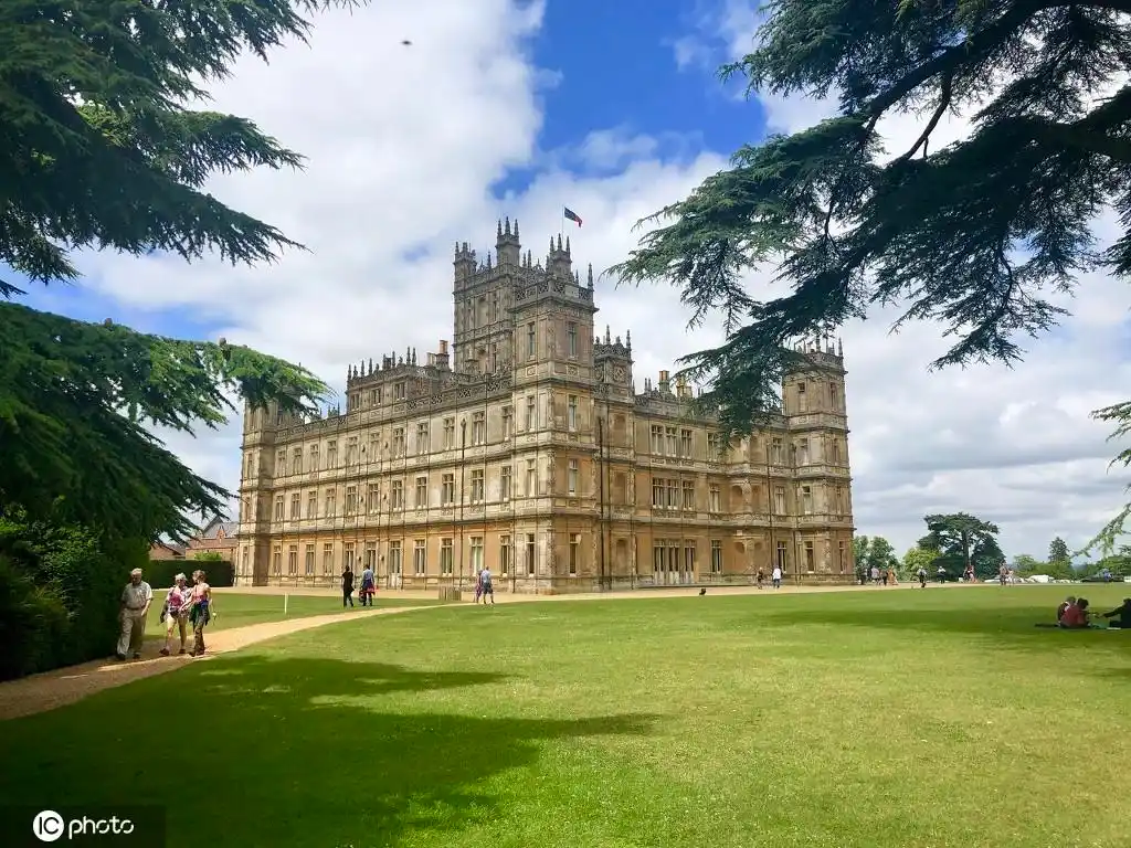 唐顿庄园取景地奢华的海克利尔城堡