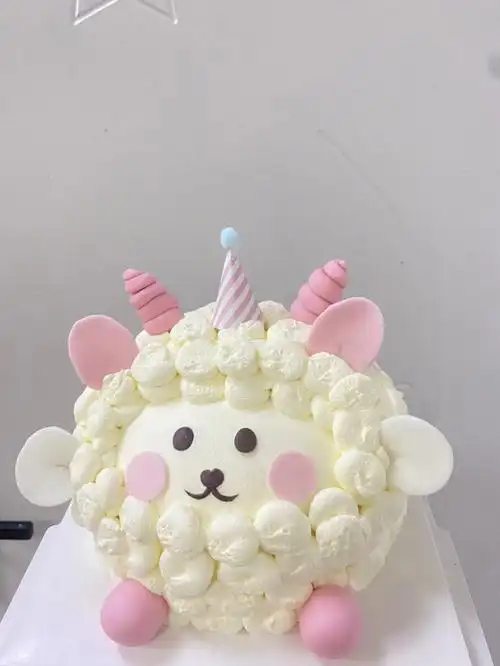 萌萌哒立体小羊生日蛋糕