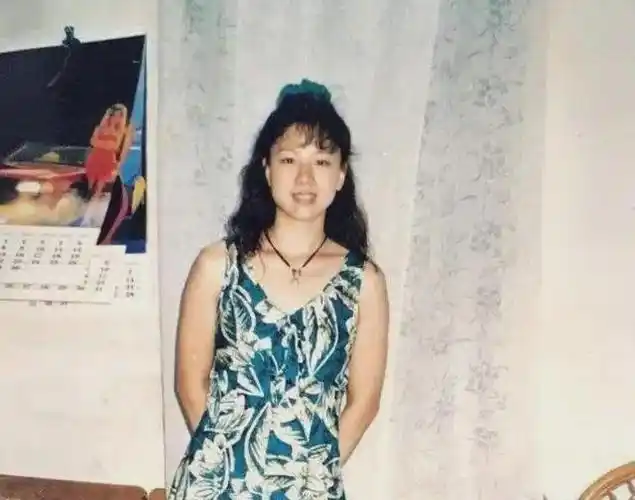 李宁之妻陈永妍:结婚六年无子,见证丈夫大起大落,44岁冒险生女