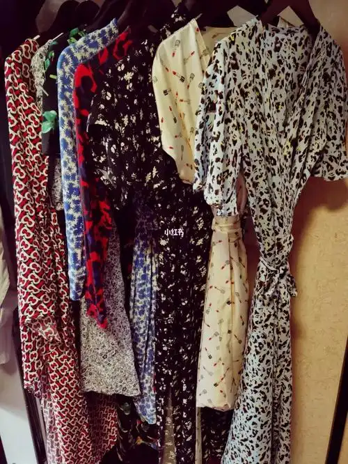 我的衣橱裹身裙