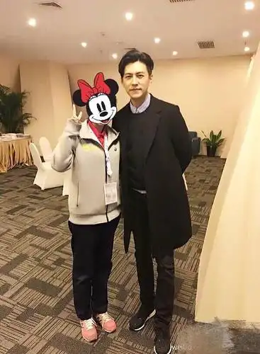 中网合影,看发型是贺涵时期