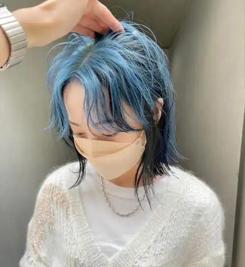 短发发型推荐局部漂发保定染