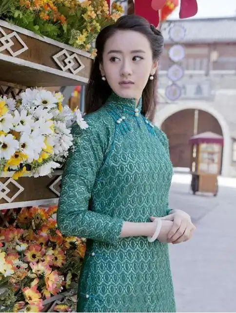 热播《琉璃》中女主,颜值饱受争议,但她穿旗袍的样子,美丽动人|袁冰妍