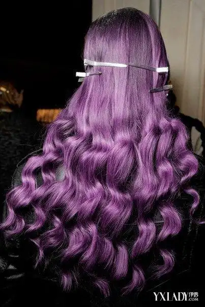 紫色是一种象征着优雅高贵的颜色,关于紫色的寓意以及特点不同的国家