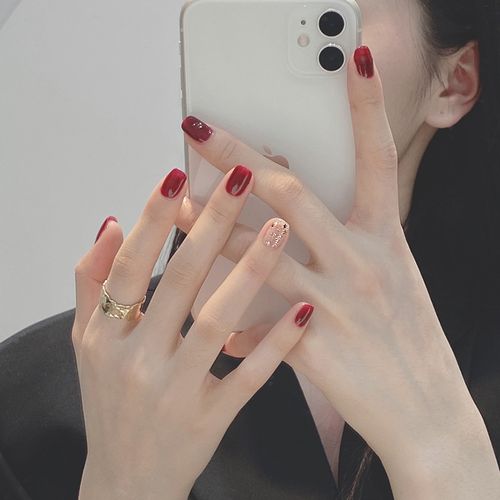 甲油胶2021年新款秋冬流行新年冰透车厘子酒红色指甲油胶光疗美甲