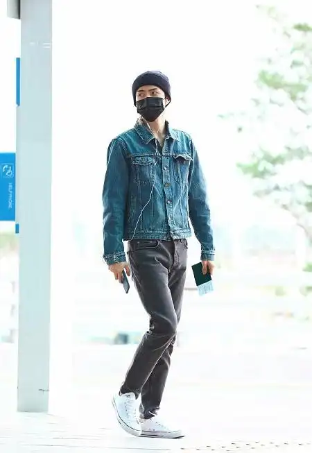 吴世勋的每一套私服都好看到爆,穿搭博主的既视感