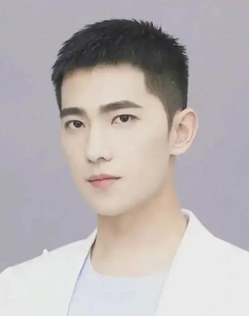 内娱男艺人寸头排名,邓为第3,檀健次第2,杨洋第4王安宇16