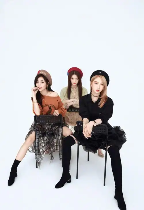 火箭少女101合体封面大片写真图片