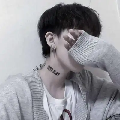 男生霸气高冷范头像