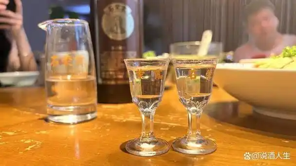 要想酒桌上"醉得慢",喝酒时牢记"4个最",让你多喝二两半!