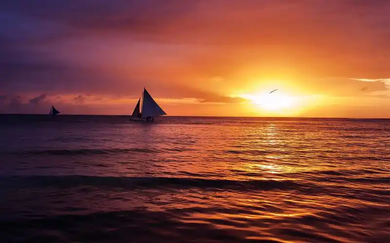 唯美黄昏日落风光宽屏电脑桌面主题壁纸