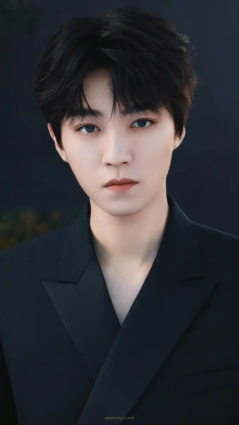 王俊凯2024年跨年演唱会神图