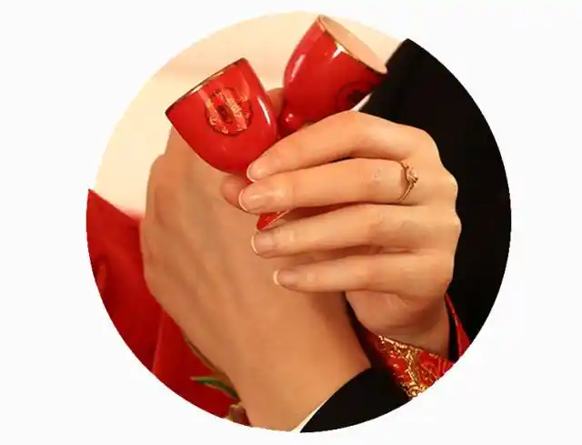 西式婚礼有交杯酒吗 喝交杯酒的寓意