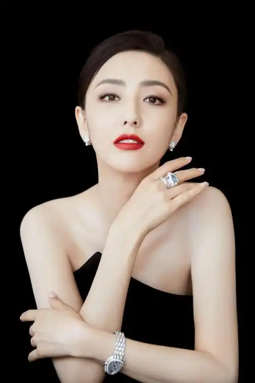 那些惊艳到我的明星图片 佟丽娅_腾讯新闻